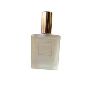 Tova Beverly Hills Eau De Parfum Spray 1 Fl Oz / 30 Spray Women